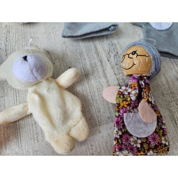 Wooden finger puppet Red Riding Hood bears grandma wolf mini vintage - Picture 6 of 7